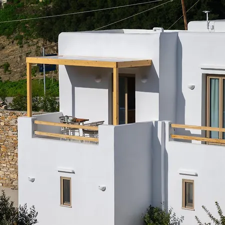 Apartman Miles Away Residences
